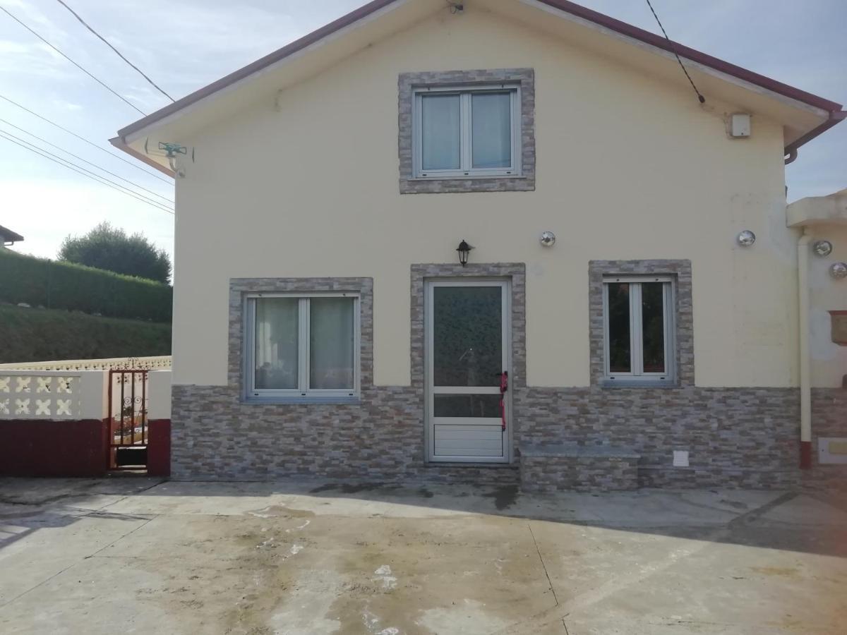 Pozo Das Leiras-Izquierda- Ares Dış mekan fotoğraf